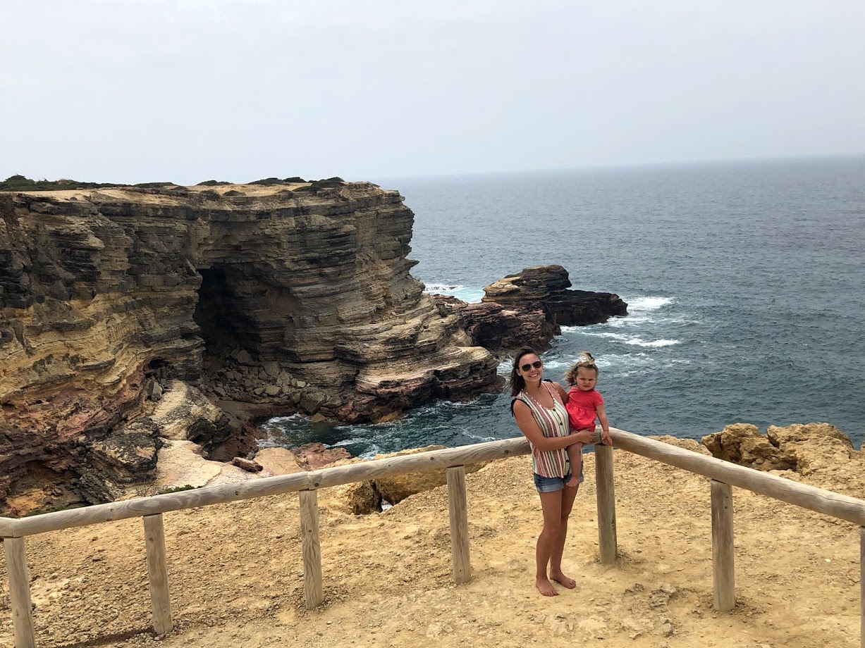 Summer and her daughter at a lookout above the cliffs at Pontal da Carrapateira