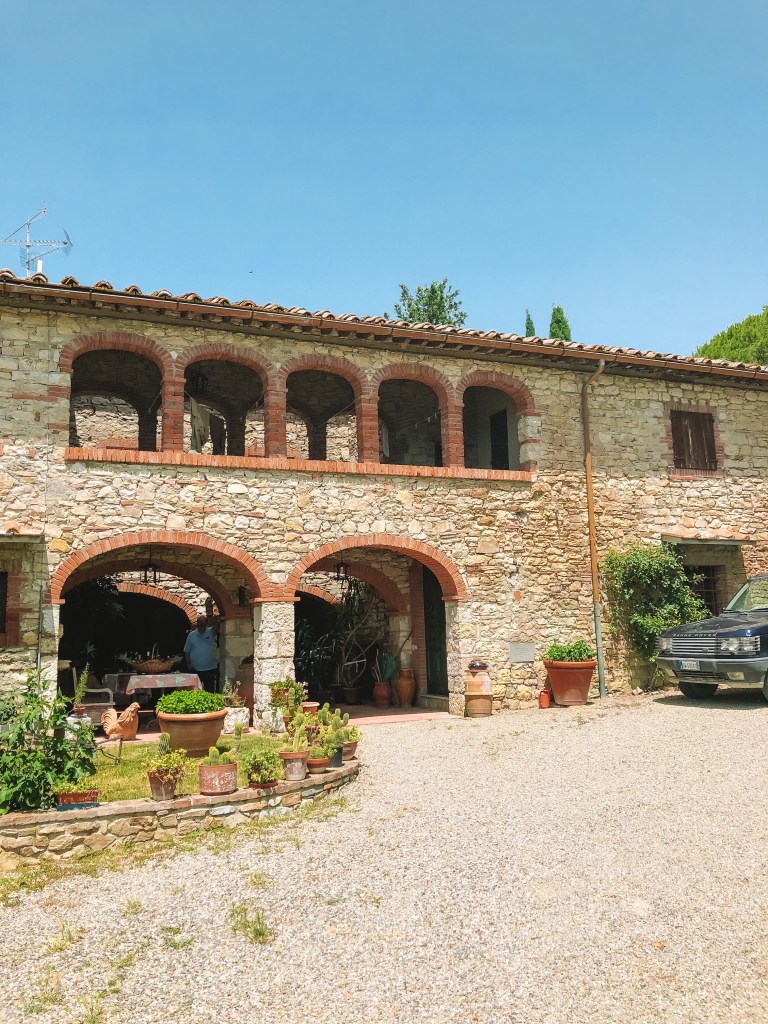 Stone farmhouse with arches at Azienda Agricola Casamonti
